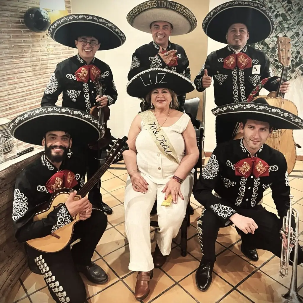 mariachis en Castellon